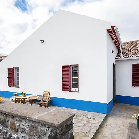 Casa Da Fazenda Holiday home *